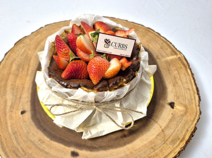 Basque Burnt Cheesecake ( 6 Inches ) Topped Fresh Fruit