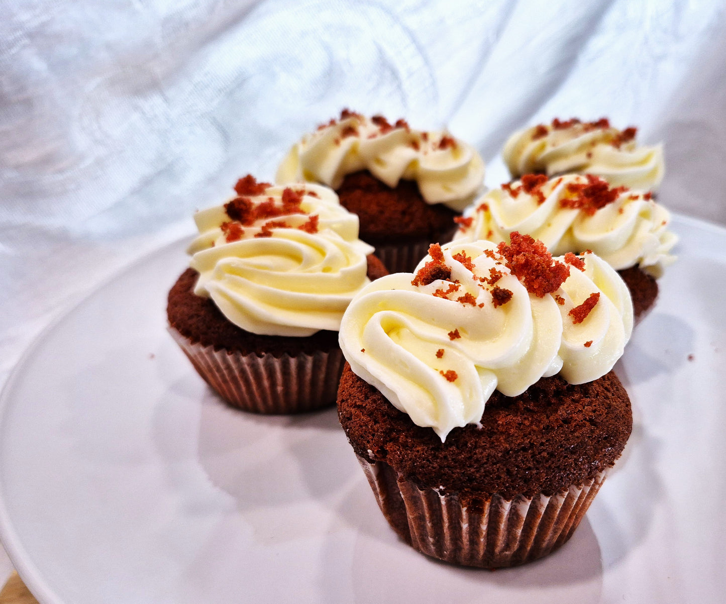Red Velvet Cup Cake with Cream Cheese Icing
