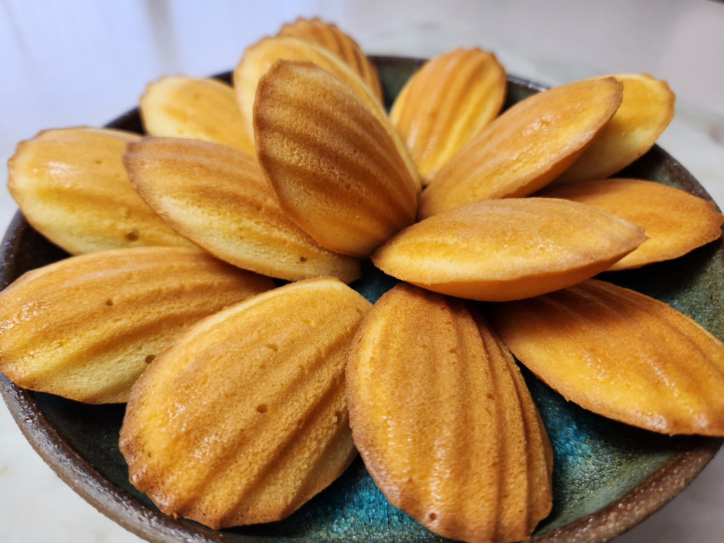 Brown Butter Earl Grey Madeleine ( 3 pcs/ bag)