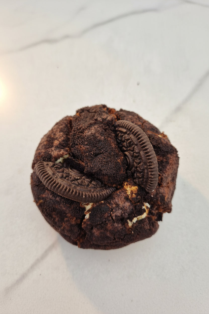 Cookies & Cream Double Chocolate NY Cookie